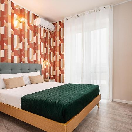 Hemeras Boutique Homes - Large Apartment In Citylife District Милан Экстерьер фото