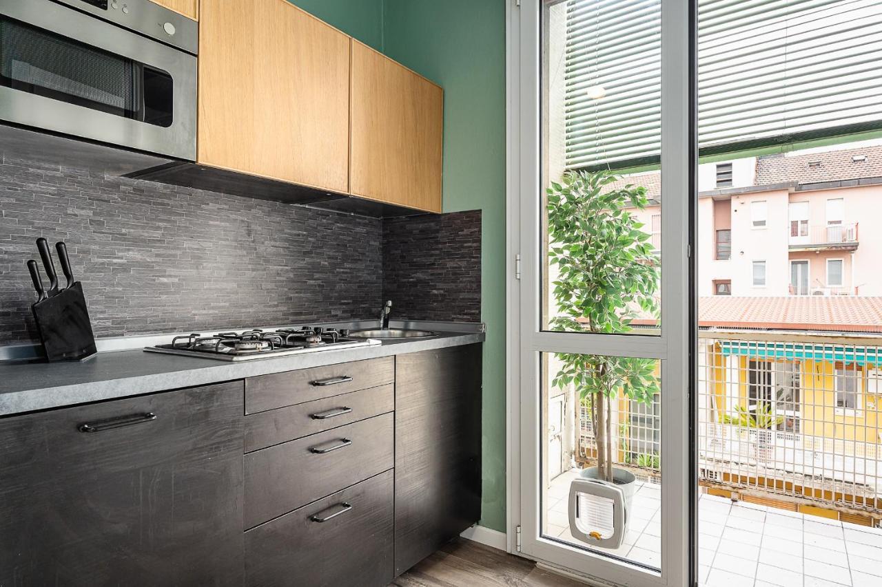 Hemeras Boutique Homes - Large Apartment In Citylife District Милан Экстерьер фото